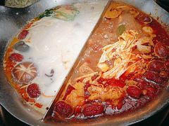 -湊湊火锅·茶憩(上海合生汇店)