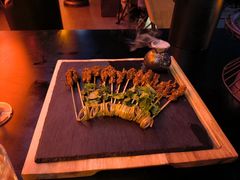 烤麻辣牛肉刺身-何师烧烤Pro ·江湖川菜·小龙虾·精酿啤酒(太古里旗舰店)