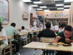 大堂-筋饼豆腐脑一绝