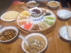 -怪噜范·老贵阳街头名小吃(汇金星力城店)