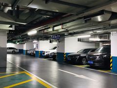 -Iapm环贸地下车库