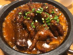 石锅虎皮凤爪-品大三——南京菜(大行宫店)