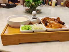 -艳阳天酒店(五里新村店)