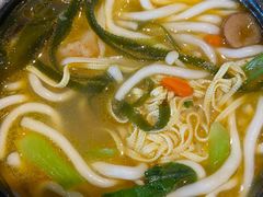 对对虾三鲜粉砂锅-姐弟俩土豆粉(西安小寨店)