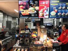 -麦当劳(军博店)