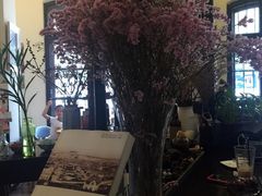 良友书坊-良友书坊(安徽路店)