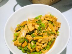 -费大厨辣椒炒肉(高铁吾悦广场店)