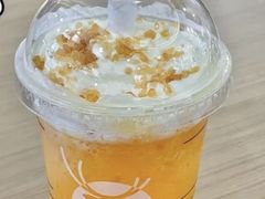 闪光橙橙瑞纳冰-瑞幸咖啡(济南绿城玉兰广场店)