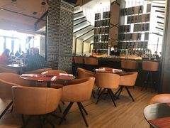 -WOLFGANG PUCK KITCHEN & BAR(迪士尼小镇店)