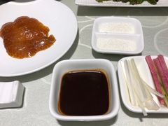 -湖庭壹品鸭王·传统北京烤鸭·别墅私房菜·庭院宵夜(江宁店)