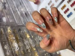 -尤米一站式美甲美睫