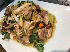 -山沟沟羊小馆&烤全羊羊肉汤(麦岛店)