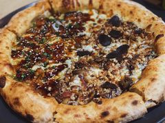 烤鳗鱼披萨-O'mills Sourdough Bakery&Bistro(永嘉路店)