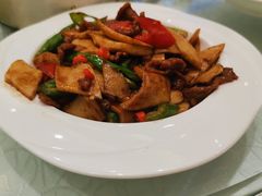 杏鲍菇炒牛柳-亢龙太子酒轩(东湖店)