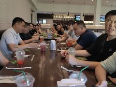 -Chom Cafe and Restaurant