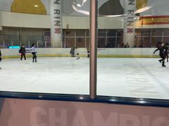 -冠军冰场CHAMPION RINK(百联又一城店)