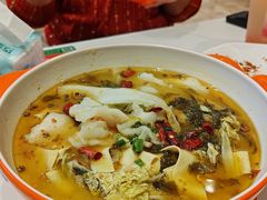-小六鱼你.下饭酸菜鱼(益田假日广场店)