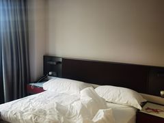 -府上酒店(广州火车站越秀公园地铁站店)