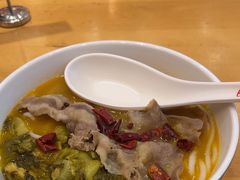 -三千粉牛肉米粉(来客茂店)