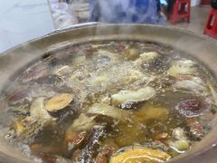 -威邵鸡煲(西华路总店)