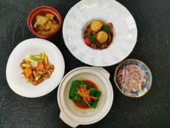 -爱丽馨御景月子中心