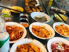 -马路牙子烧烤音乐酒馆(望京店)
