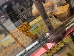 -鲍师傅糕点(西站店)