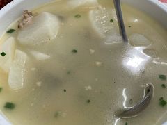 -洪霞餐馆·川菜·鲜货现炒(两江春城店)