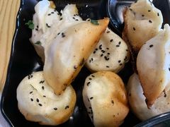 -香山胡记吴江路生煎(灵山路店)