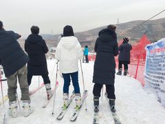 -秦皇古道滑雪场