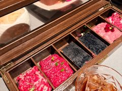 -左庭右院鲜牛肉火锅黑金店(陆家嘴中心店)