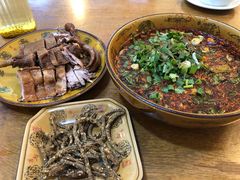 -乐山第一家临江鳝丝(茶坊路店)