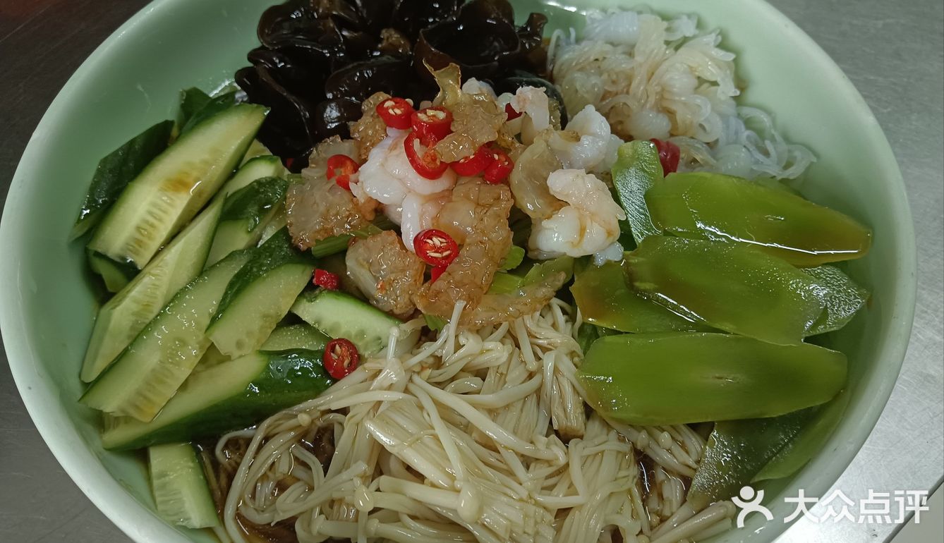 来绿苑,尝一口风干鸡,邂逅舌尖与环境的双重美好️