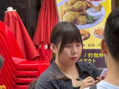 -BHC炸鸡(明洞总店)