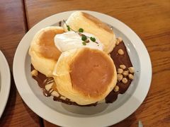 榛果巧克力奶油芝士舒芙蕾松饼-UPPER KITCHEN(延安路店)