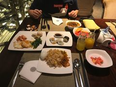 -三亚湾海居铂尔曼度假酒店