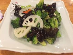 -东北农家小院(定西路店)