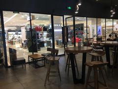 -星巴克臻选(舟山凯虹广场店)