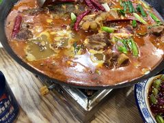 -江城燕子大排档(江汉路步行街店)