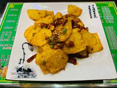 -尕胡才炕锅烤羊肉馆(八一路店)