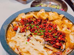 -皇城根·鲁菜济南菜·吊炉烤鸭·炒鸡鱼头(济南旗舰店)