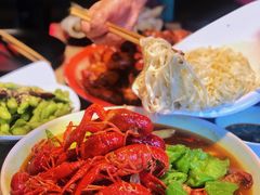 -沪小胖小龙虾(淮海中路旗舰店)