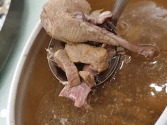 -五谷芳乳鸽王(海景店)