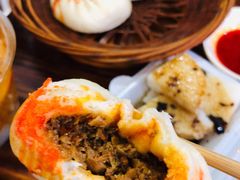 孜然肉包子-清真石家包子(大皮院总店)