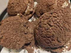 -W COLLECTIVE  DESSERT SHOP