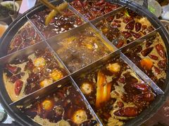 -白乐天毛肚火锅馆(南滨路店)