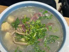 鸭血粉丝汤-老新隆牛肉锅贴(新街口店)