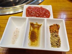 -万兴佳烤肉·长白山老味道(东岸里店)