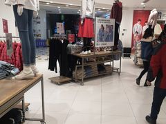 -优衣库(青岛伟东乐客城店)