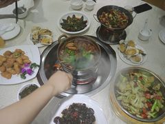 -渝君重庆火锅(嘉宾路店)